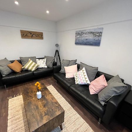 Sakura,Sleeps 8 Netflix Villa Oxford Luaran gambar