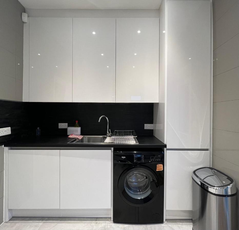 Sakura,Sleeps 8 Netflix Villa Oxford Luaran gambar